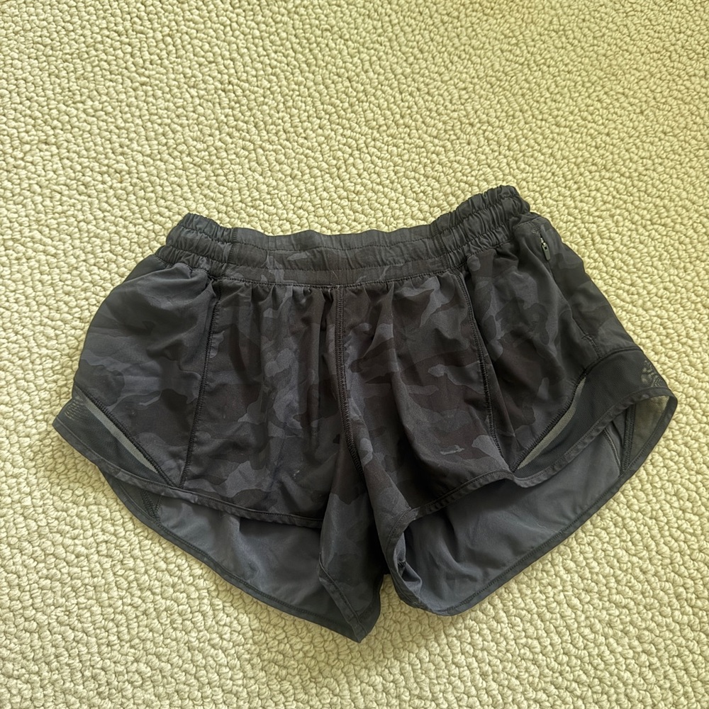 lululemon athletica Women’s Black Camo Athletic Shorts